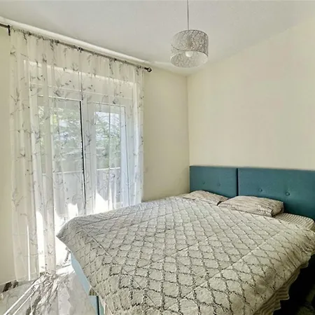 아파트 Center Apart Boutique 2 Bedrooms 6 Guests